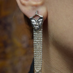 Silver dangle earrings with woman face, Long tassel earrings, Ancient Roman Earrings, Dangling Earrings, Sterling Silver hammered earrings
