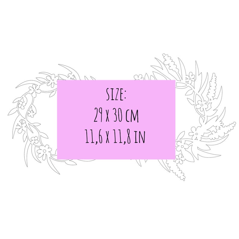 Puede incluir: Un dise&ntilde;o de corona floral con un rect&aacute;ngulo rosa en el centro. El rect&aacute;ngulo contiene el texto "SIZE: 29 x 30 CM 11,6 x 11,8 IN".
