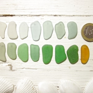 Taglia M 20-24 mm Vari colori vetro marino forato superiore, set di 15, vetro marino forato superiore originale sfuso, forniture di gioielli, vetro marino JQ