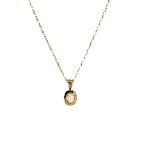 9ct Gold & Opal Necklace/jewellery/9ct yellow gold