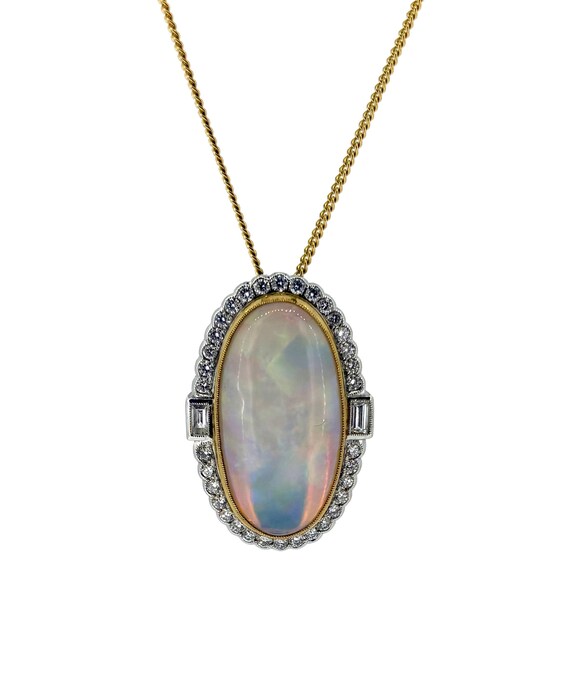 18ct Gold, Opal & Diamond Necklace/jewellery/18ct yellow gold necklace