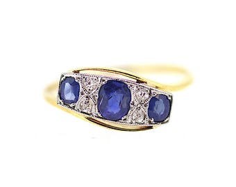 18ct Edwardian Sapphire Ring/ 18ct Antique Sapphire Diamond Ring /Sapphire Twist Ring/ Edwardian Sapphire Ring / Antique Three Sapphire Ring