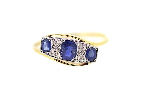 Sapphire Trilogy Ring / Antique Sapphire Diamond R