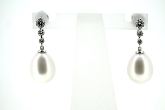 Vintage Pearl Diamond Drop Earrings / Tri Diamond