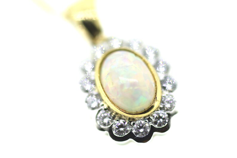 Vintage Opal Diamond Pendant Necklace - Vintage Gold Opal Pendant Vintage Opal Diamond Pendant Necklace - Vintage Gold Opal Pendant