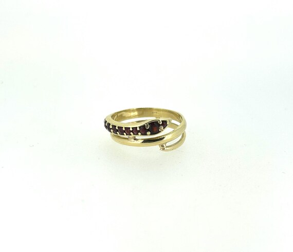 14ct Yellow Gold & Garnet snake ring/Animal Jewellery/Vintage/14ct Gold Ring/Garnet Ring