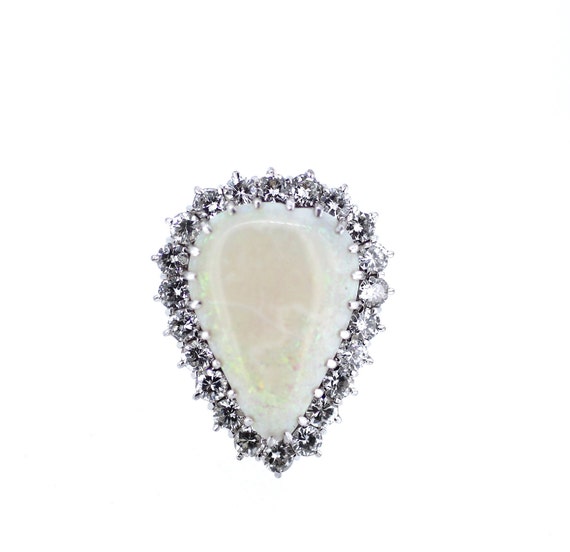Large pear shaped Opal and Diamond ring/18ct whit… - image 1