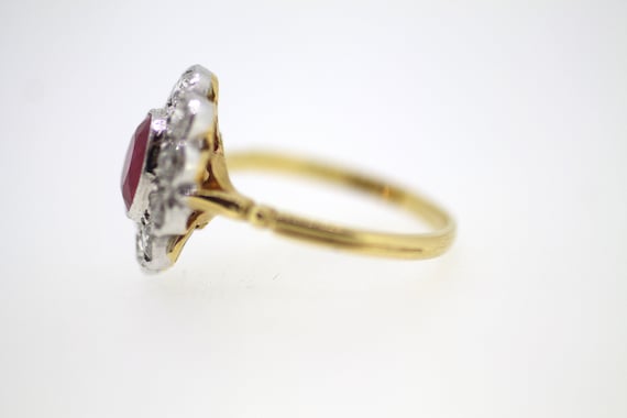 18ct Art Deco Ruby and Diamond Ring / Antique Rub… - image 9