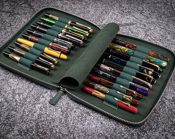 Leather Zippered 20 Slots Pen Case - Crazy Horse Forest Green