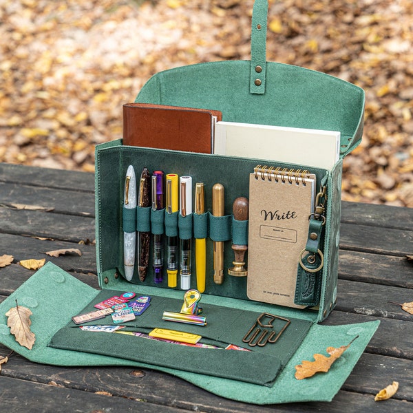 Writer's Medic Bag - Crazy Horse Forest Green