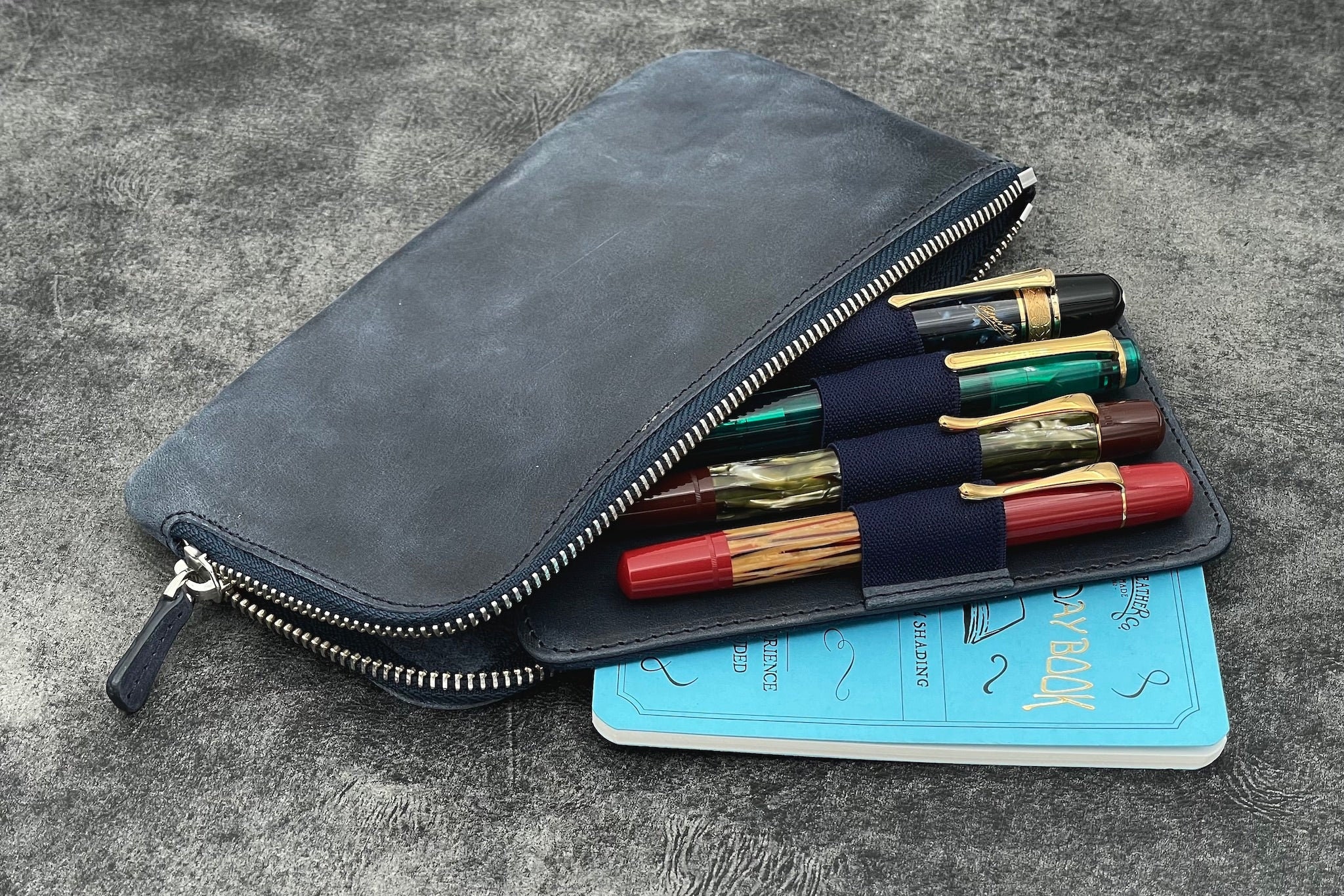 Galen Leather Zippered Magnum Opus 3 Slot Pen Case - Crazy Horse Navy Blue