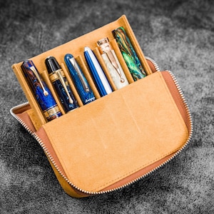 Leather Zippered Magnum Opus 6 Slots Hard Pen Case with Removable Pen Tray - Crazy Horse Brown