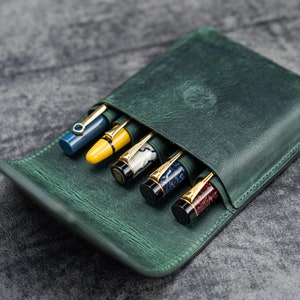 Leather Flap Pen Case for Five Pens - Crazy Horse Forest Green