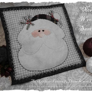 Santa Wool Applique Pattern Download by Diane Knott LLC - Suitable for wool, cotton fusible and needle-turn methods