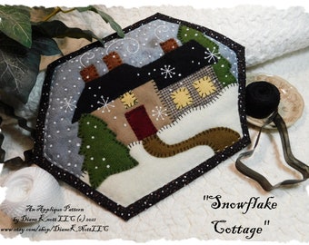 Snowflake Cottage Wool Applique Pattern Download by Diane Knott LLC - Suitable also for cotton fusible and needle-turn methods