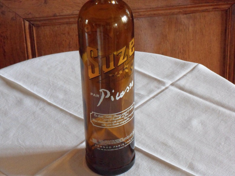 Bicchiere E Bottiglia Di Suze
