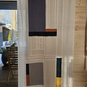 Gardin i Pojagi-stil. Vit linnegardin. Fönsterpanel NR5
