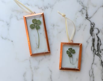Real pressed clover ornament | BEVELED glass & copper rectangle with velvet ribbon hanger | botanical decor | 4 leaf clover