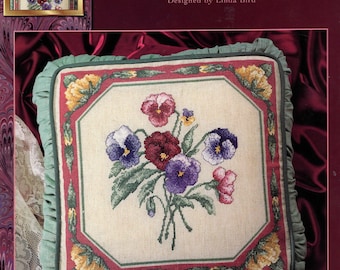 « Dépliant vintage au point de croix _Bouquet de pensées » par StitchWorld