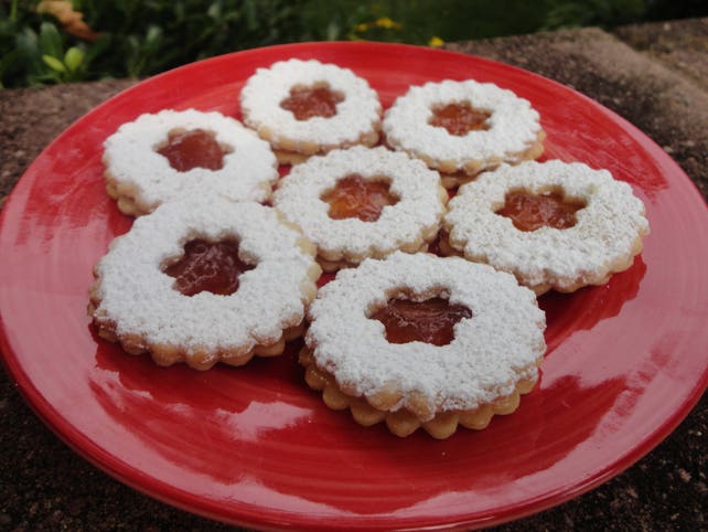 Traditional German Christmas Cookies- Recipes and Links to Buy
