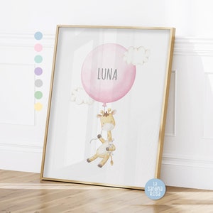 Arte per la cameretta delle neonate, stampa personalizzata con nome, arte murale per la cameretta delle giraffe, regalo personalizzato per neonati, animaletto safari, poster per la cameretta dei bambini