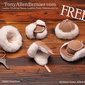 Peut inclure: Cinq chapeaux miniatures en cuir avec une garniture en fausse fourrure. Les chapeaux sont disposés sur une surface en bois. Le texte "GRATUIT" est en grandes lettres blanches en haut de l'image. Le texte "Téléchargement numérique PDF" est en bas de l'image. Le texte "©2024 Tony Allen Bernier" est en bas à droite de l'image.