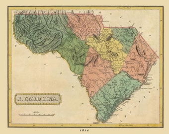 Pode incluir: Um mapa vintage da Carolina do Sul de 1816, mostrando os condados e distritos do estado. O mapa é colorido em tons de verde, amarelo, rosa e marrom, e inclui uma barra de escala e uma rosa dos ventos.