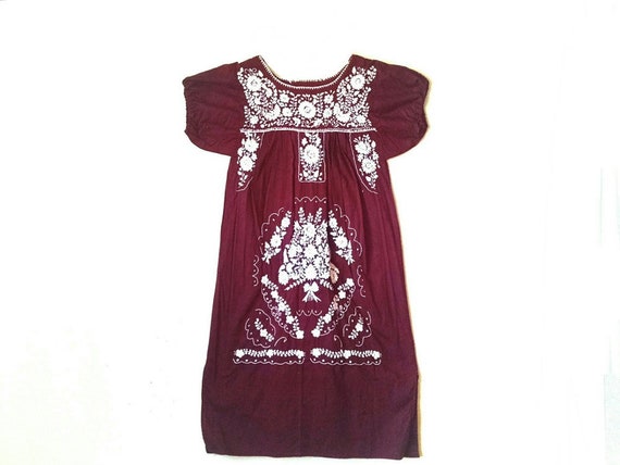 Vintage Mexican embroidered bohemian hippie midi d