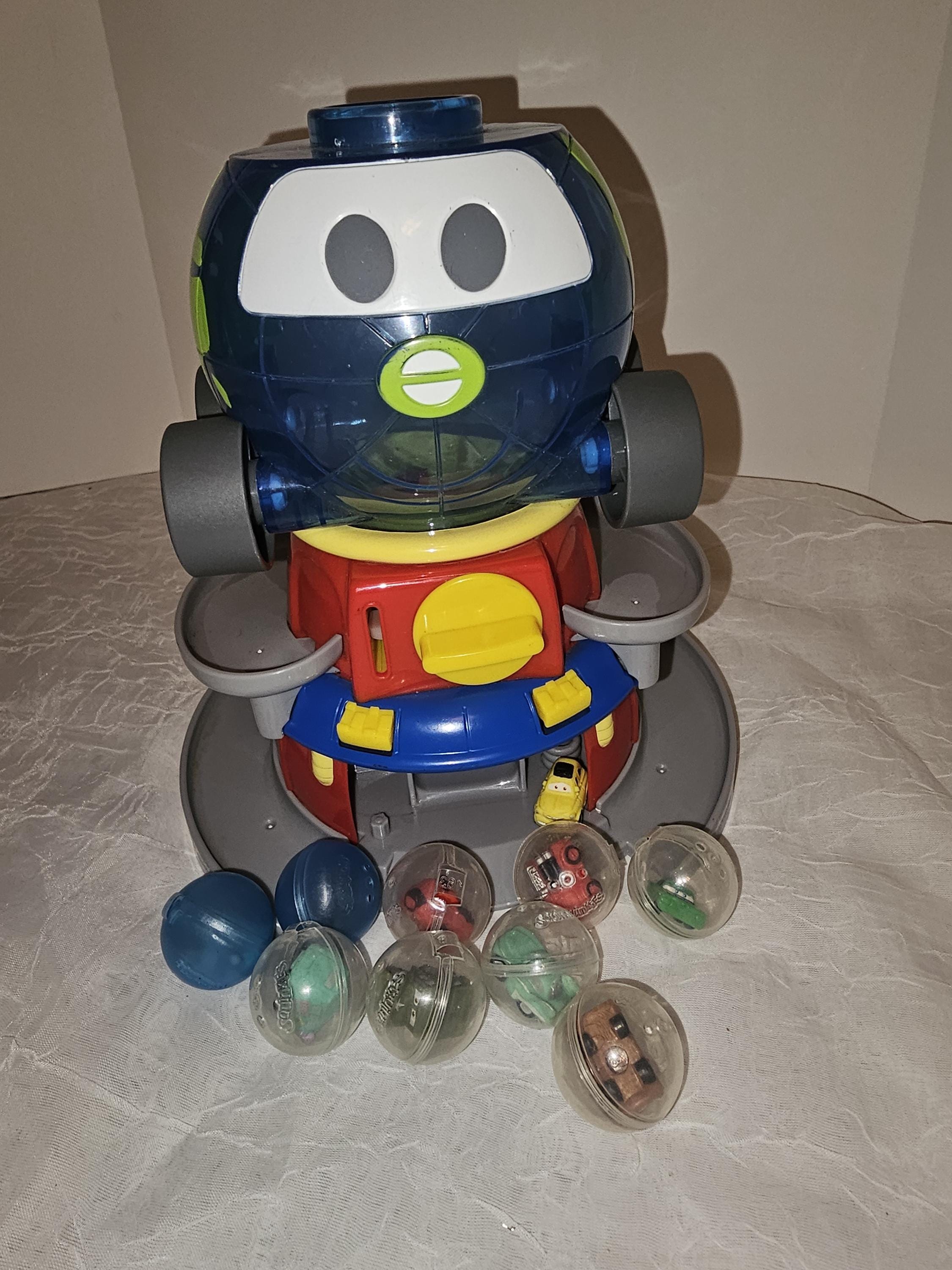 Disney Pixar Cars/ Toy Story 2 Globie Dispenser With 10 Squinkies