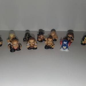 WWE Squinkies Pick and Choose Random WWE Superstars