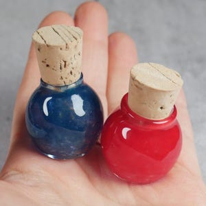 Miniature Health & Mana Potion Bottles: Gamer Decor, Set of 2