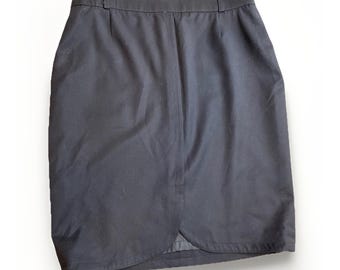 Escada Tulip Skirt Black Lightweight Wool Vintage Made In Italy Size 40 Small