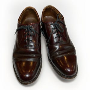 Burgundy Oxford - Etsy New Zealand display picture 3