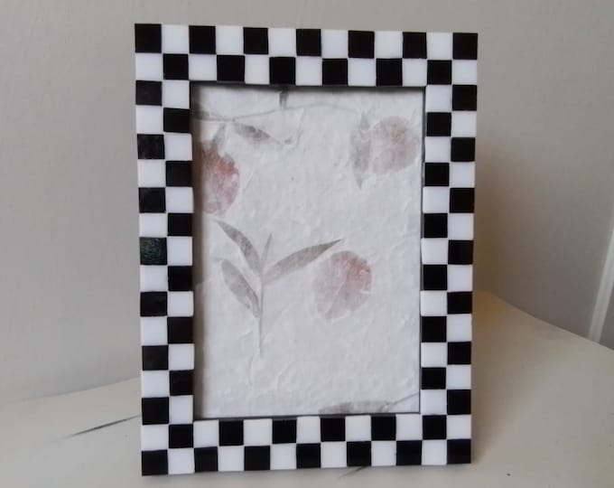 Mosaic Stained Glass Black and White Checkerboard/Checkered Hanging or Standing, Vertical or Horizontal 5 x 7 Inch Frame With Glass