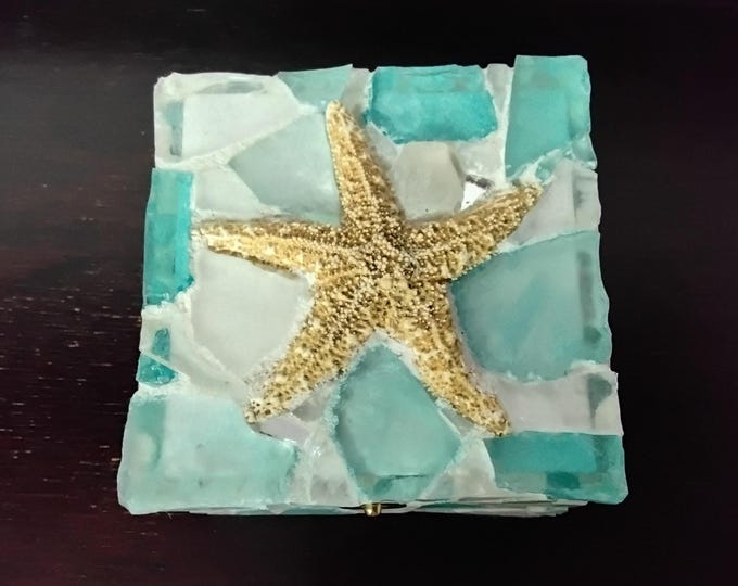 Beachy Mosaic Blue and White Sea glass and Mirror Jewelry, Trinket, Keepsake, Square Hinged Ring Box with a Natural Star Fish on Top