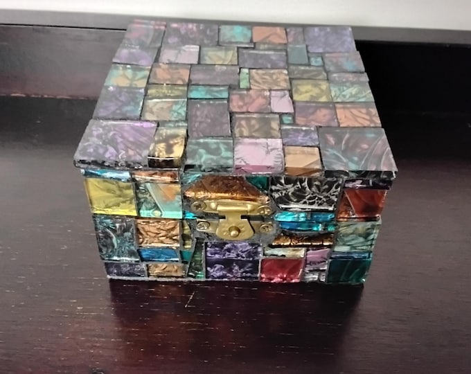 Mosaic Multi-Colored Stained and Art Glass Jewelry, Trinket, Keepsake, Ring, Square Hinged Box