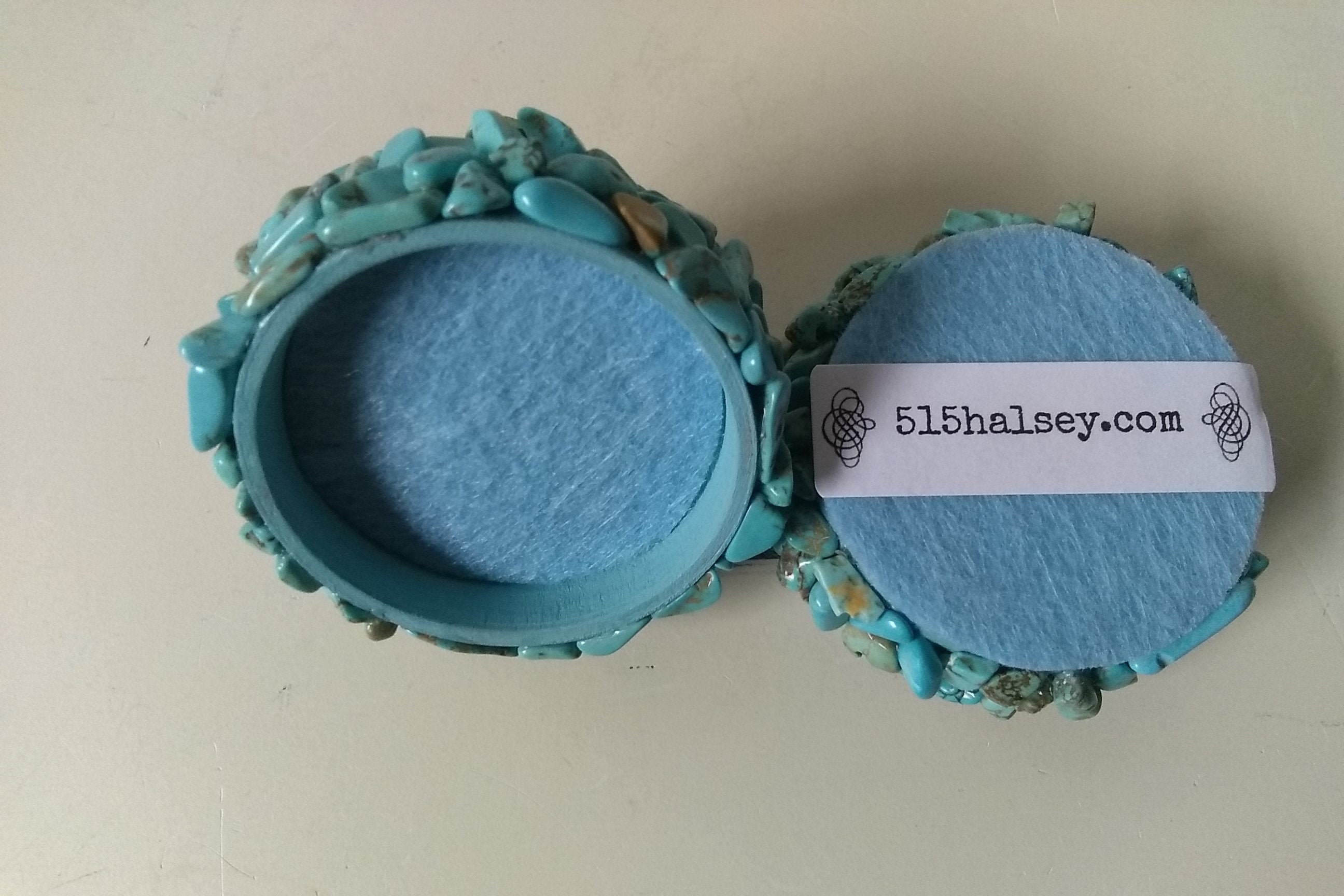 J Devlin Turquoise Stained Glass Ring Box - Small Jewelry Trinket Box With Beveled Glass Top