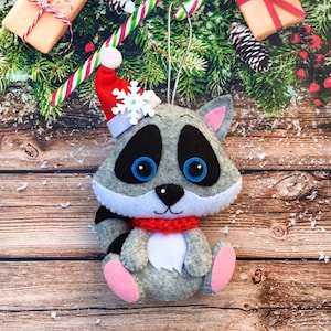 Felt racoon-Raccoon ornament-Felt ornaments-Christmas ornaments-Raccoon lover gift-Felt animals-Felt animal ornaments-Cute animal ornaments