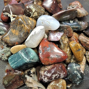 Tumbled stones Mixed Agates and Jaspers medium size T14 4# small flat rate box Tumbling, Rock Tumbling, Lapidary, Terrarium, aquarium
