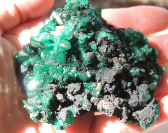 Dioptase crystal Plate, 91 grams, Beautiful Rare Green crystals