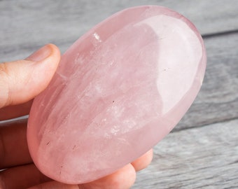 Rose Quartz Palm Stone | Rose Quartz | Rose Quartz Crystal | Heart Stone | Healing Crystals and Stones | RQPS01