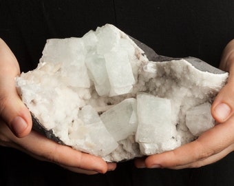 Zeolite | Zeolite Specimen | Mineral Specimen | Healing Crystals and Stones | ZEO06