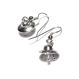 Pendientes OVNI: Pendientes de naves espaciales, Joyería de naves espaciales, Joyería galáctica, Joyería OVNI, Extraterrestres, Platillo volador, Objeto volador, Pendientes de naves espaciales