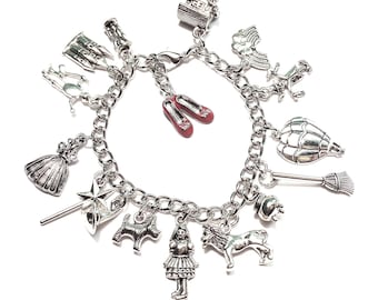 Wizard of Oz Charm Bracelet: Dorothy, Tin Man, Lion, Glinda, The Wicked Witch, Scarecrow, Tin Man, Lion, Toto, Fairy Tale Jewelry
