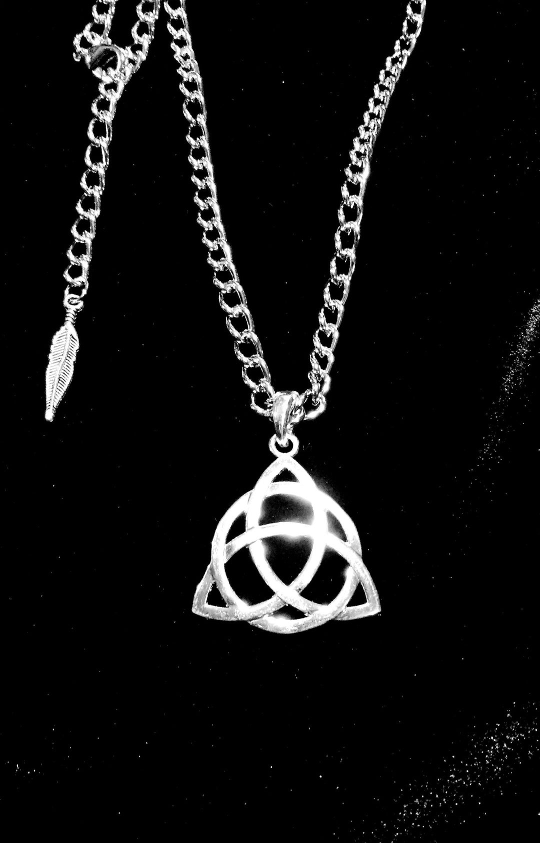Trinity Knot Necklace/triskele Necklace/triskelion Pendant/jewelry/triscale Necklace/triscale