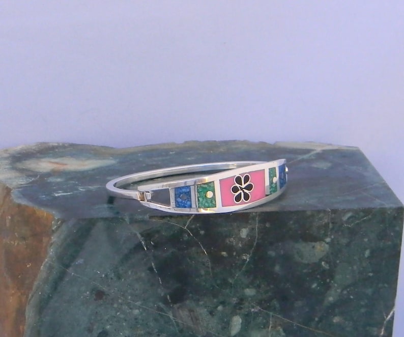 Mexican Silver Alpaca Bracelet 6-34 Vintage Hinged Pink Enamel Blue Green Stone Inlay J04