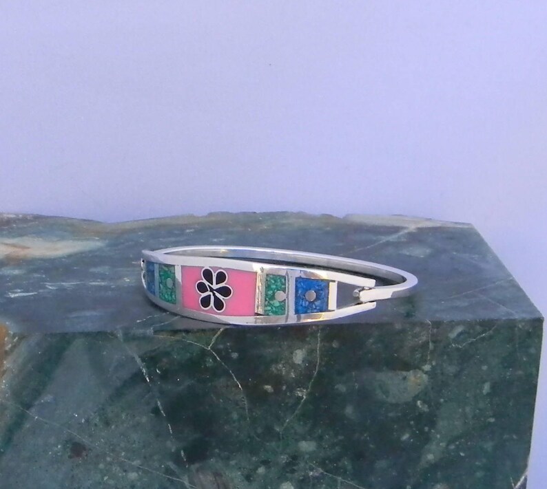 Mexican Silver Alpaca Bracelet 6-34 Vintage Hinged Pink Enamel Blue Green Stone Inlay J04