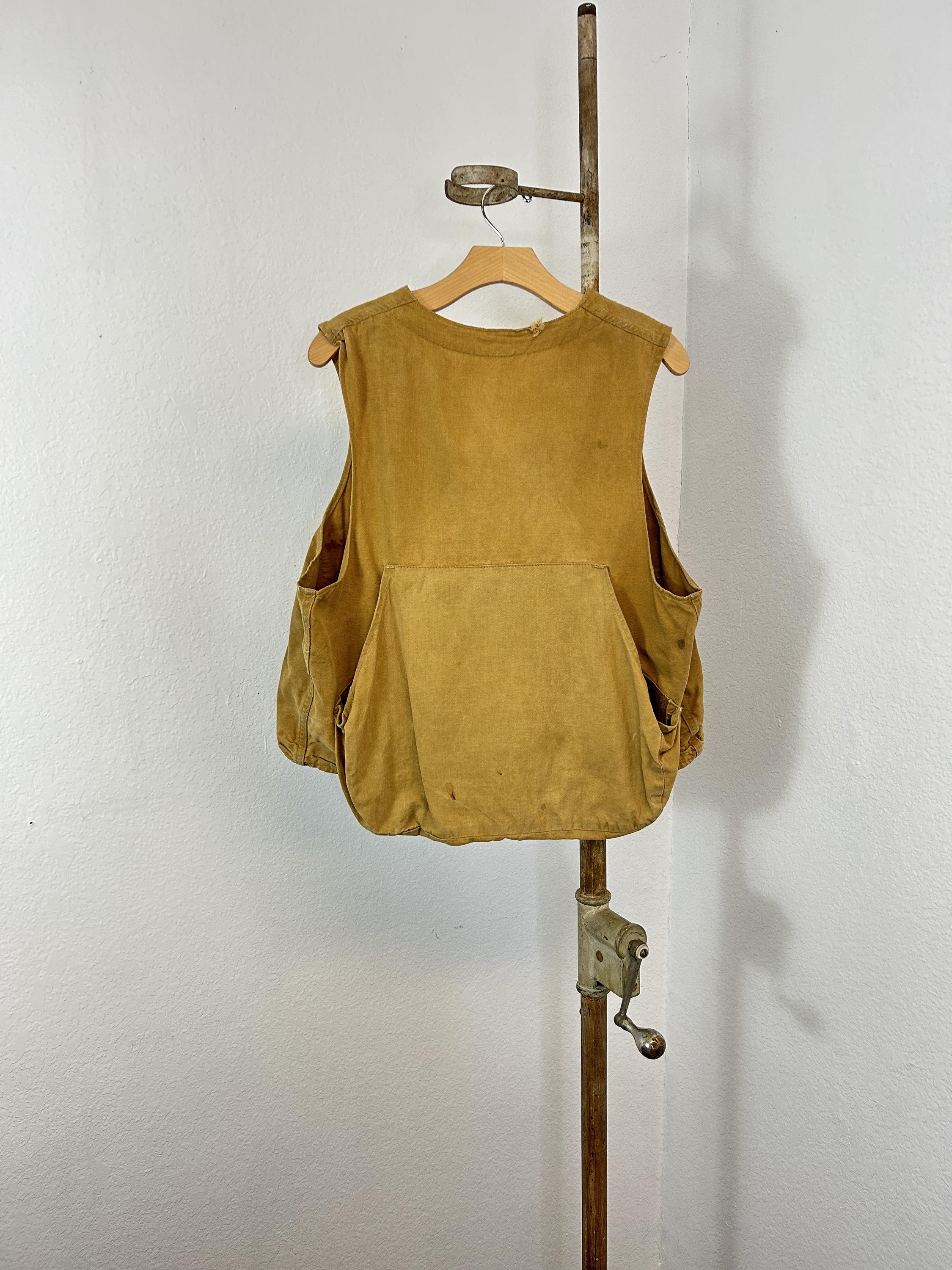 90's Vintage Vest: 90s -Ozark Trail- Mens olive drab cotton