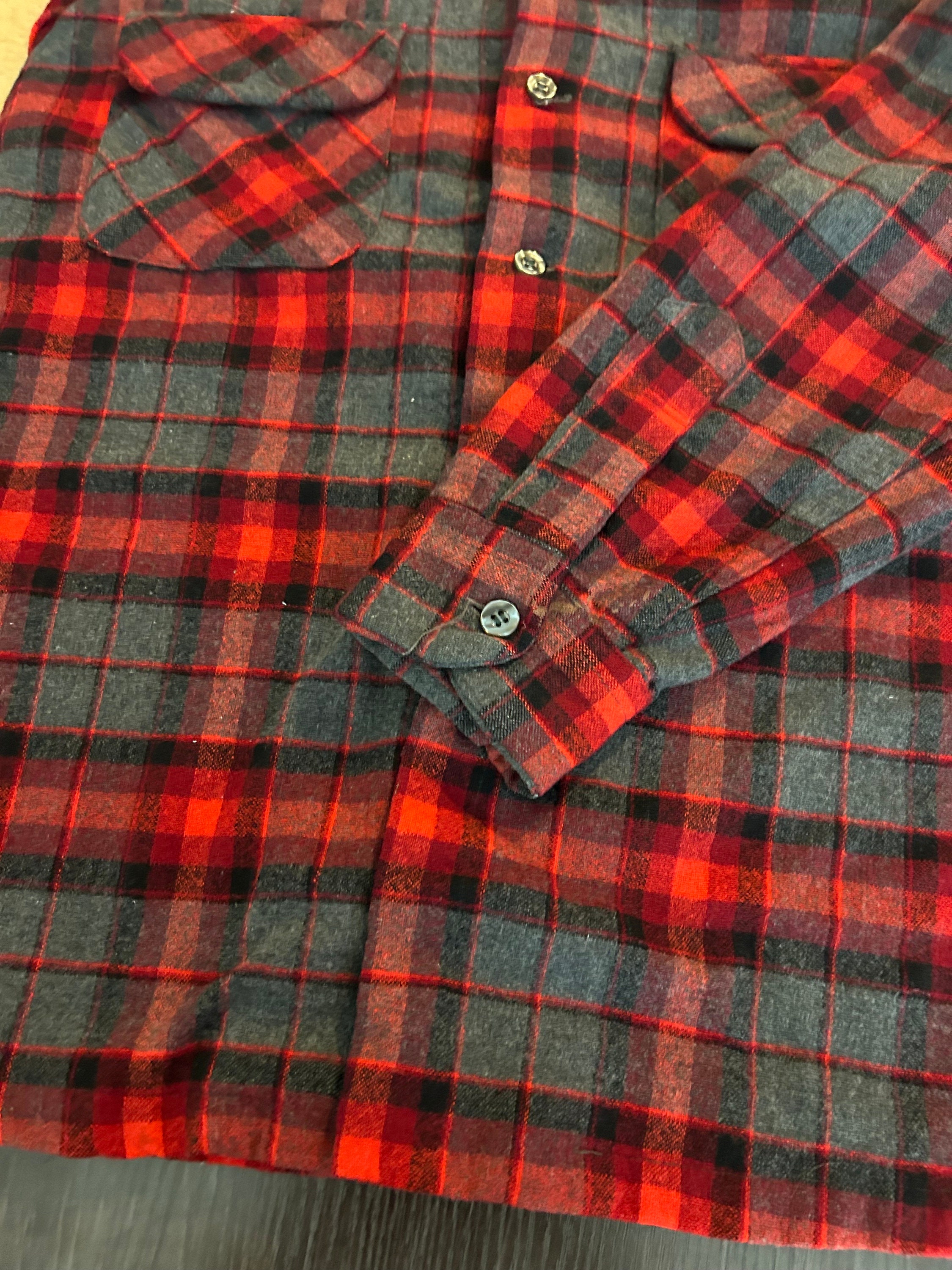70s Vintage Pendleton Loop Collar 100% Wool Plaid Shirt Size