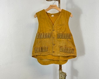 90's Vintage Vest: 90s -Ozark Trail- Mens olive drab cotton